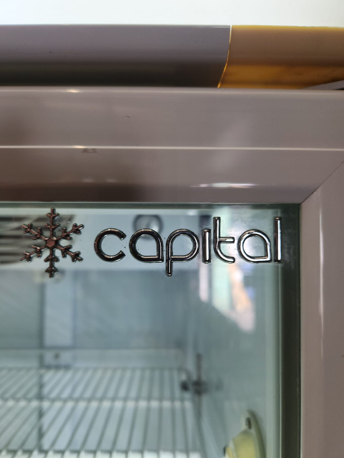Capital Vesta 430 MK2 — Commercial Display Fridge (2016)