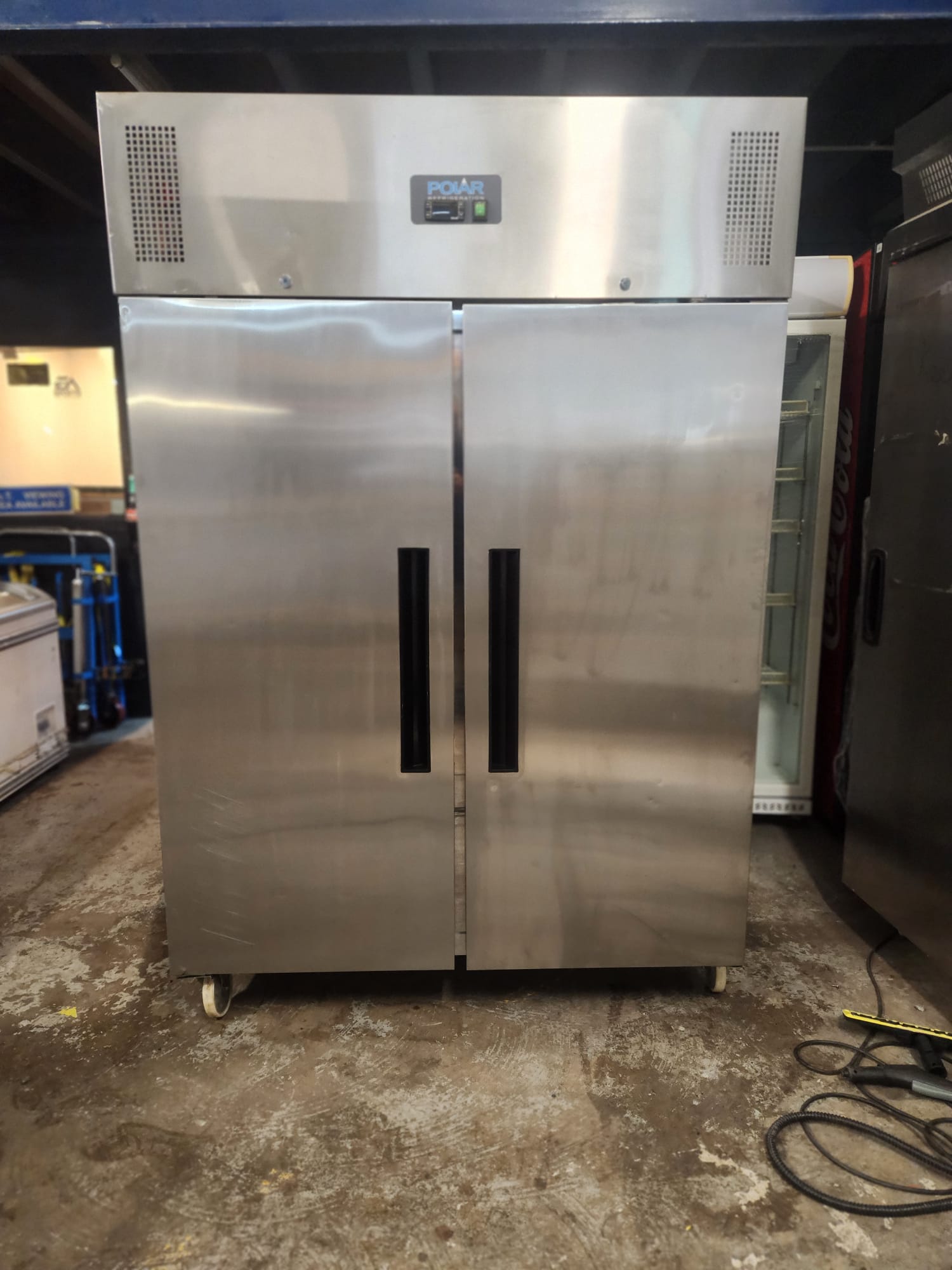 Polar G-ECS1200BT — Commercial Double Door Upright Fridge (G595-02)