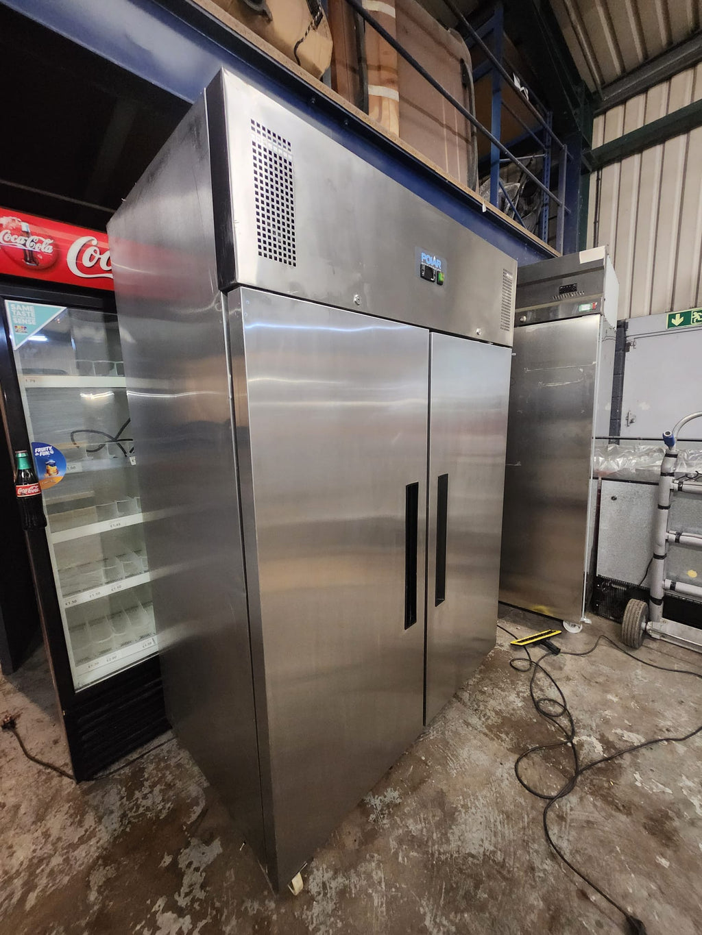 Polar G-ECS1200BT — Commercial Double Door Upright Fridge (G595-02)